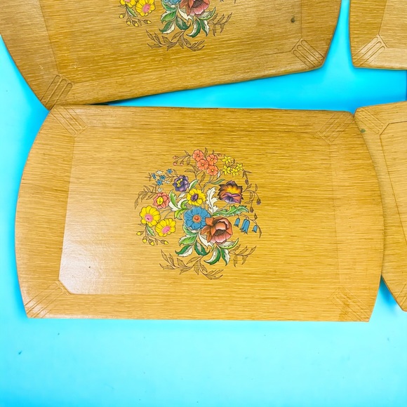 Hasko de Luxe Wooden Lap Trays with Floral Print | Set of 4 (18”L x 11”W)" - Picture 5 of 9